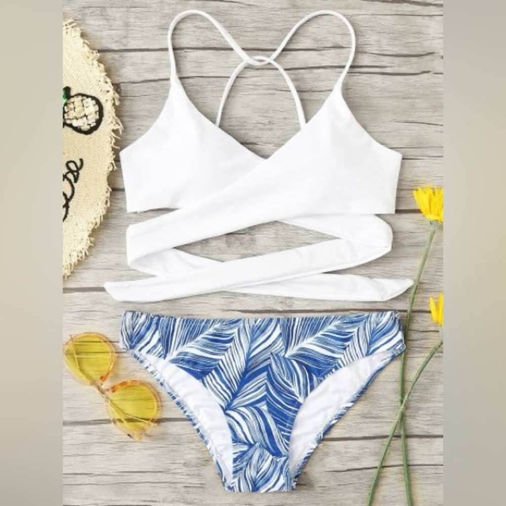 ROMWE Criss Cross Tropical Bikini Set